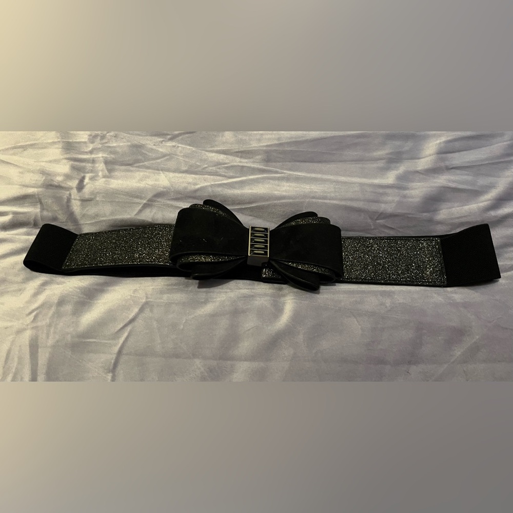 Black bow belt